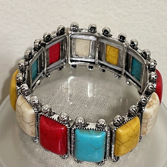 🎉❤️Boho Multicolor Beaded Stone Stretch Bracelet - Picture 2 of 2